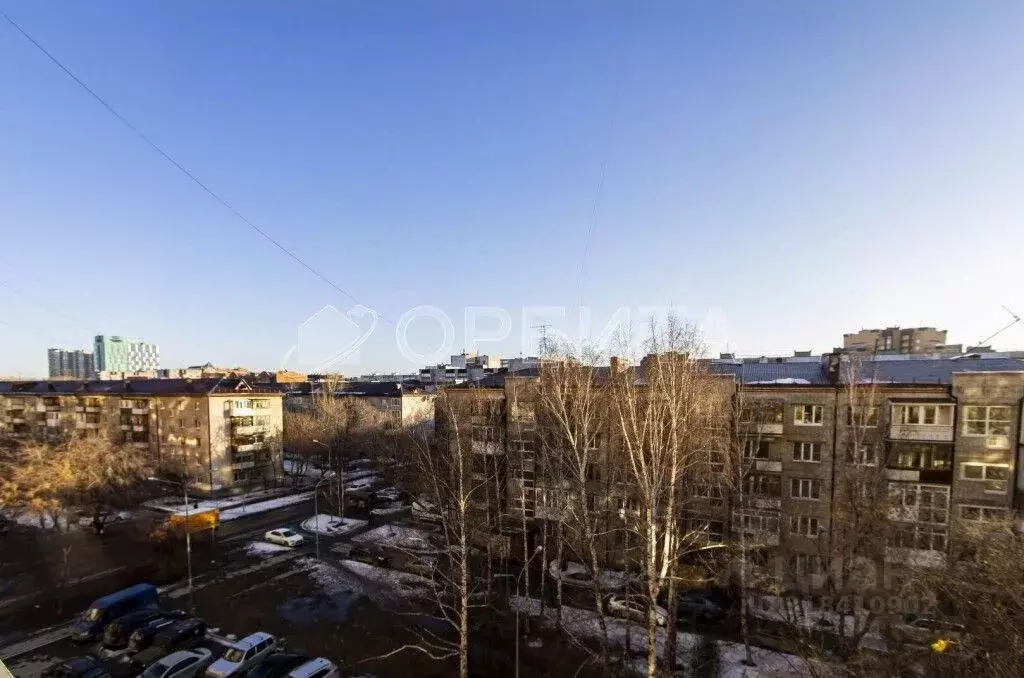 2-к кв. Тюменская область, Тюмень ул. Республики, 92 (49.0 м) - Фото 0