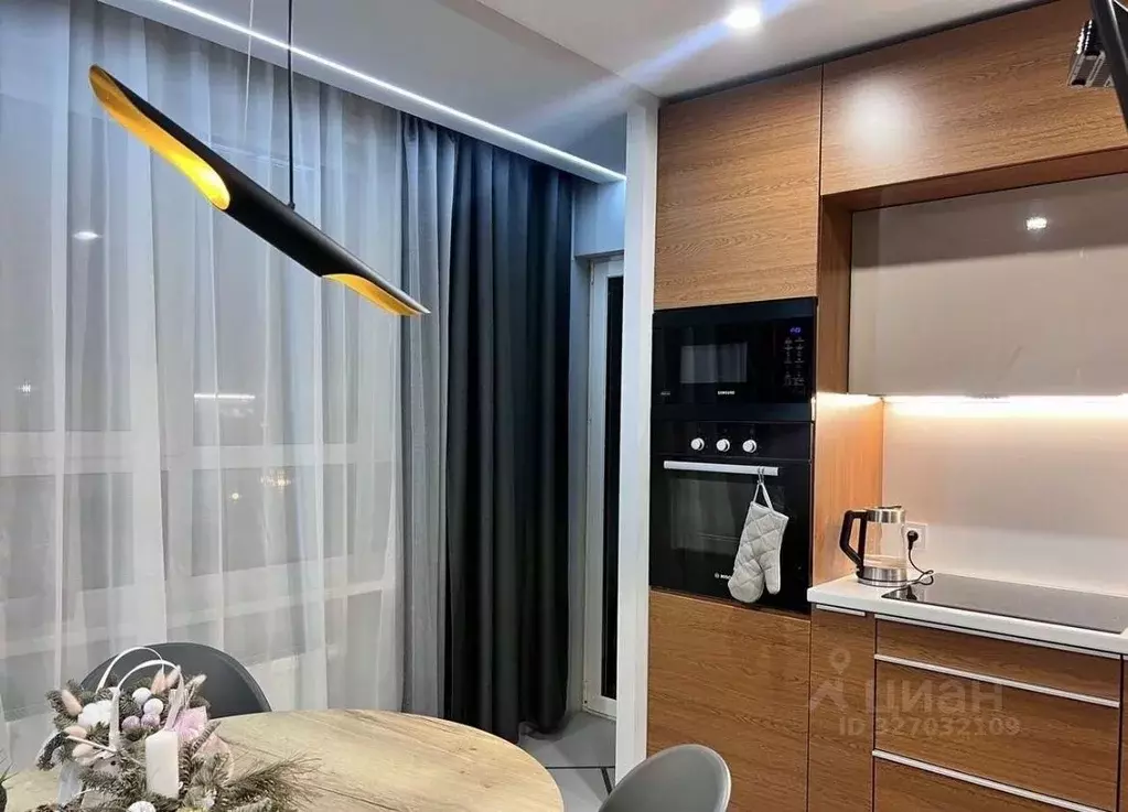 2-к кв. Свердловская область, Екатеринбург ул. Евгения Савкова, 31 ... - Фото 2