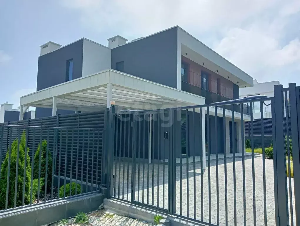 Дом в Краснодарский край, Геленджик Персиковый сад мкр,  (265 м) - Фото 1