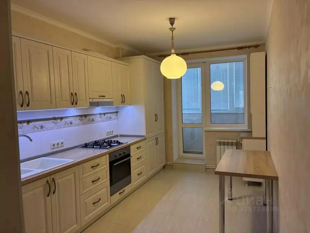 2-к кв. Волгоградская область, Волгоград ул. Добрушина, 16 (55.7 м) - Фото 1