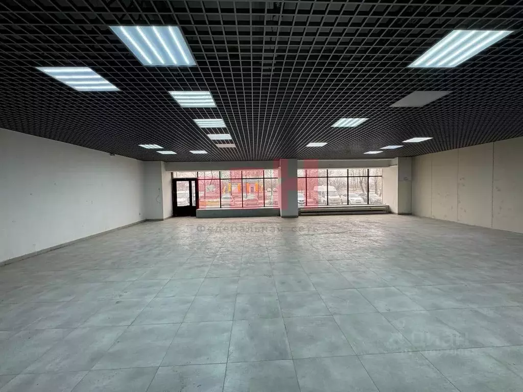 Помещение свободного назначения в Тюменская область, Тюмень ул. ... - Фото 1