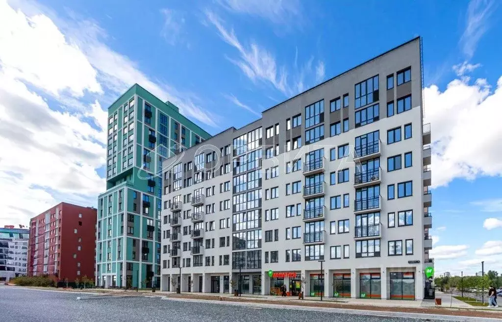 2-к кв. Тюменская область, Тюмень ул. Василия Малкова, 9 (57.6 м) - Фото 1