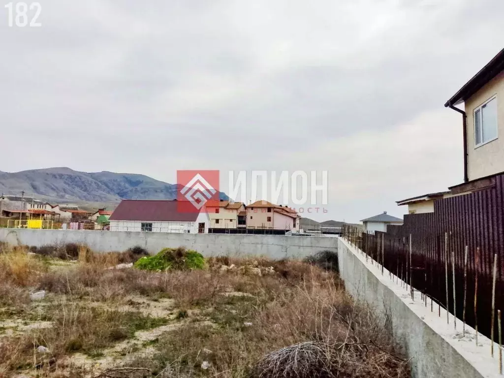 Участок в Крым, Судак городской округ, с. Миндальное  (6.0 сот.) - Фото 0