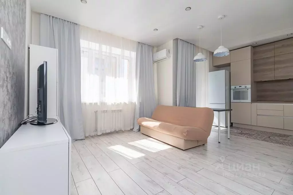 Студия Омская область, Омск ул. Красный Путь, 103к4 (40.0 м) - Фото 1