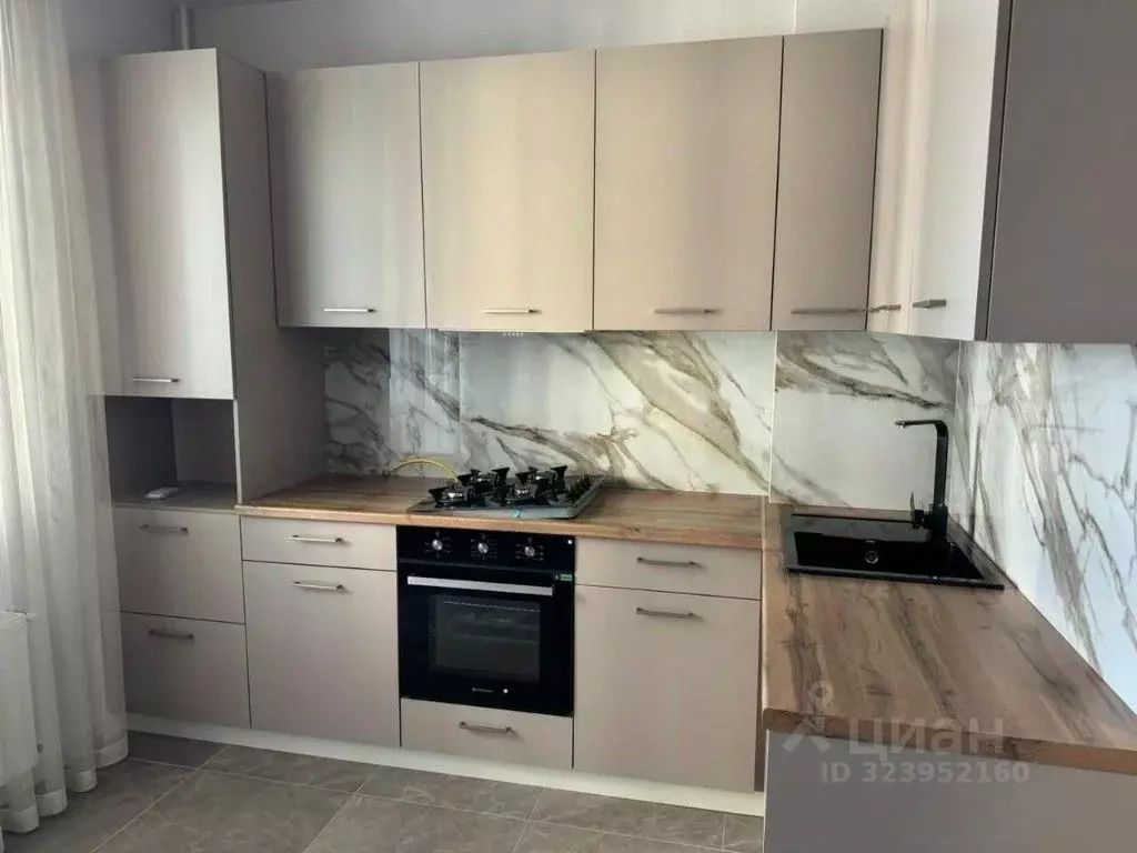 3-к кв. Крым, Симферополь ул. Ковыльная, 96 (86.0 м) - Фото 2