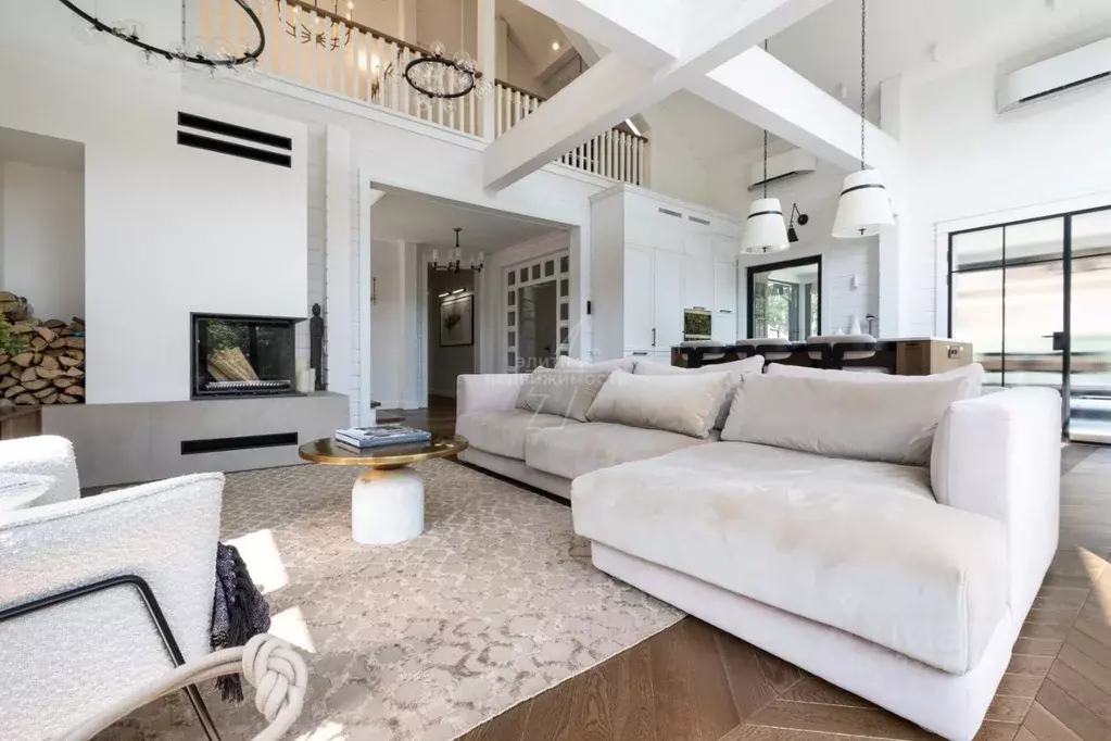 Дом в Татарстан, Казань ул. Рустема Яхина, 4 (420 м) - Фото 1