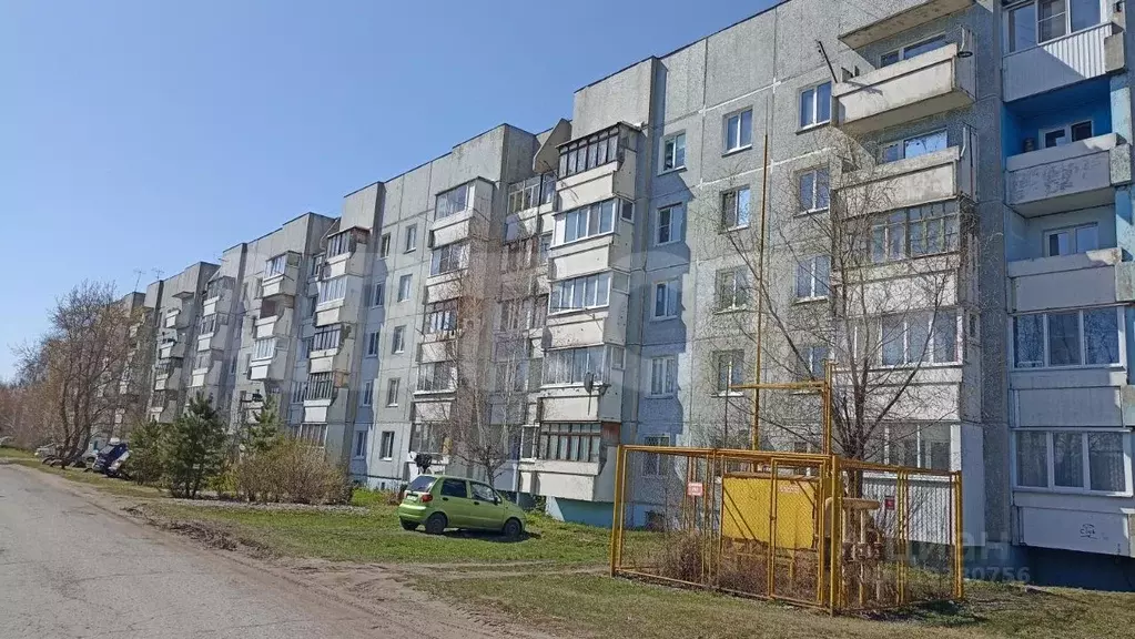 3-к кв. Омская область, Омск Береговой мкр, ул. Киселева, 12 (66.9 м) - Фото 0