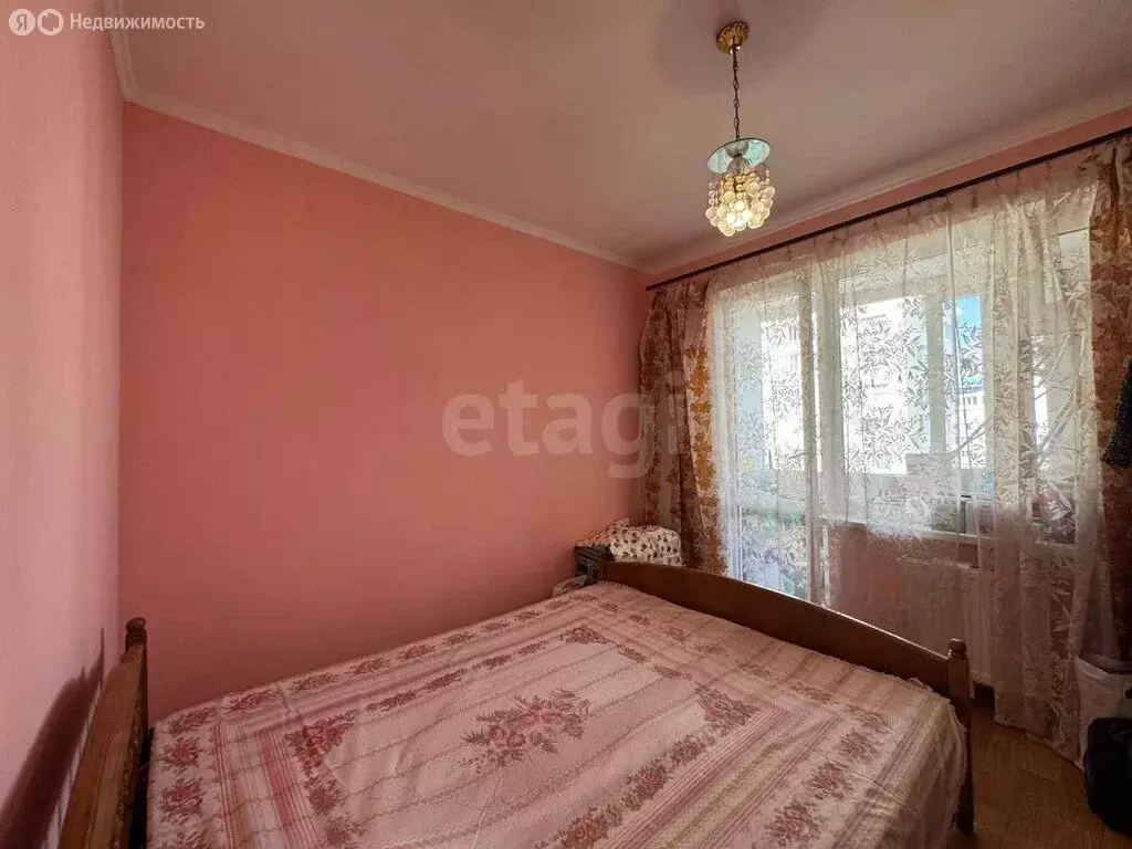 3-комнатная квартира: Алушта, улица Богдана Хмельницкого, 23 (67.2 м) - Фото 1
