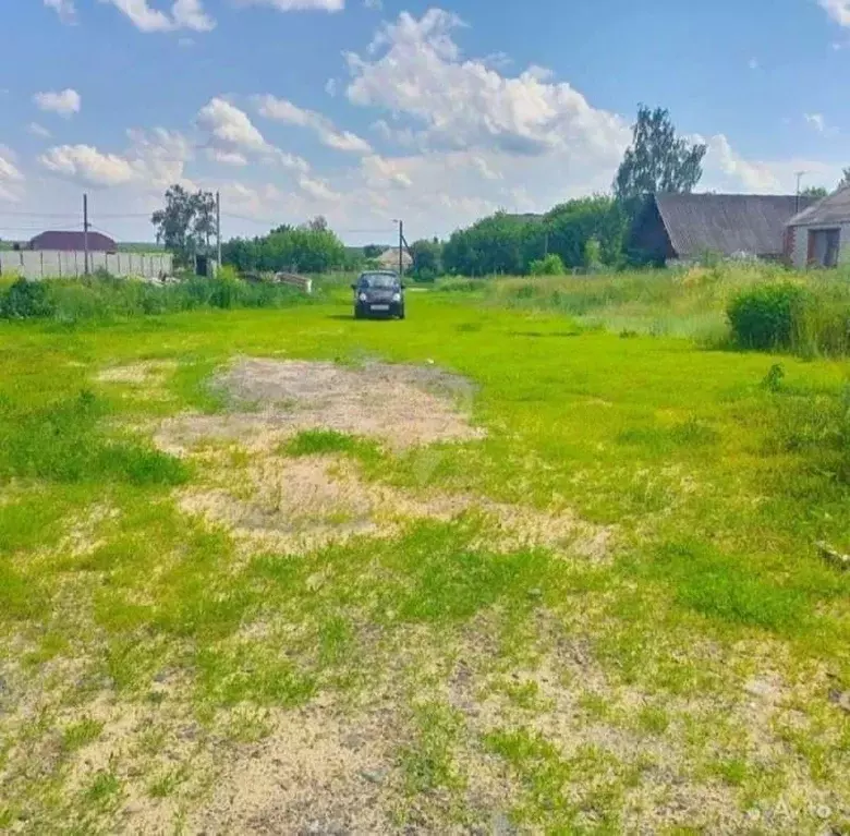 Участок в Белгородская область, Старооскольский городской округ, с. ... - Фото 1