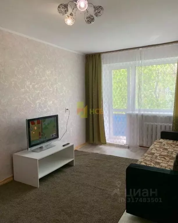 1-к кв. Омская область, Омск просп. Мира, 84А (30.0 м) - Фото 0