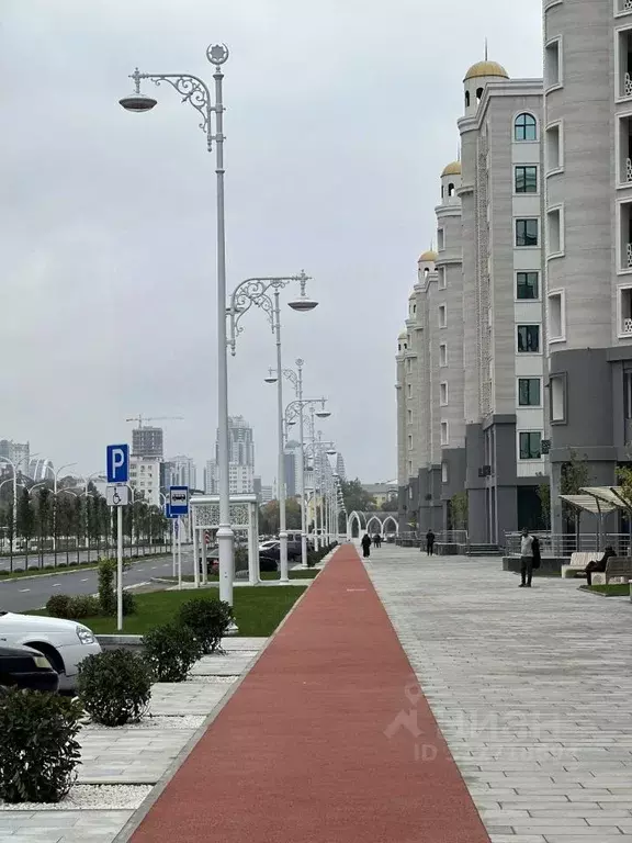 6-к кв. Чеченская республика, Грозный просп. В.В. Путина, 1 (239.7 м) - Фото 1