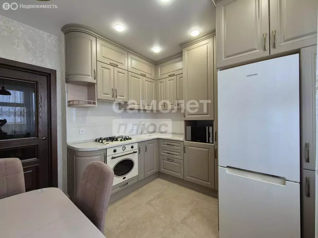 2-комнатная квартира: Севастополь, проспект Победы, 44И (57.2 м) - Фото 1