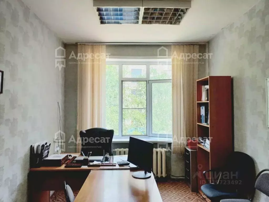 Помещение свободного назначения в Волгоградская область, Волгоград ул. ... - Фото 0