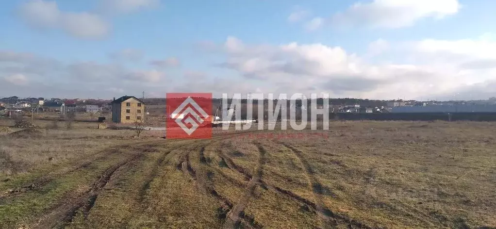 Участок в Крым, Симферопольский район, с. Мирное  (6.3 сот.) - Фото 2