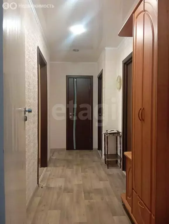 3-комнатная квартира: Энгельс, Казарменный переулок, 13Б (58 м) - Фото 1