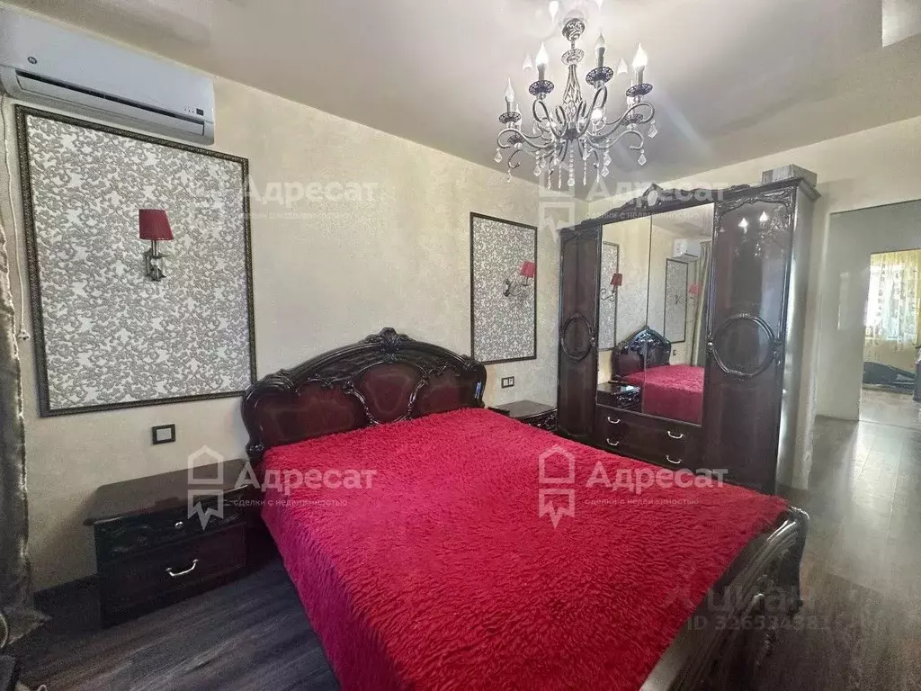 3-к кв. Волгоградская область, Волгоград ул. Кирова, 96 (67.5 м) - Фото 1