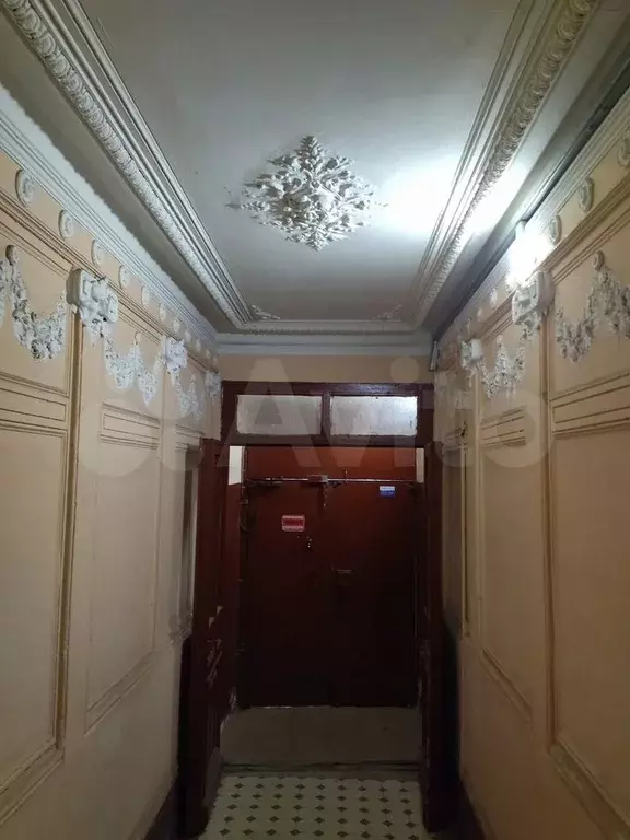 Комната 17,5 м в 5-к., 4/4 эт. - Фото 0