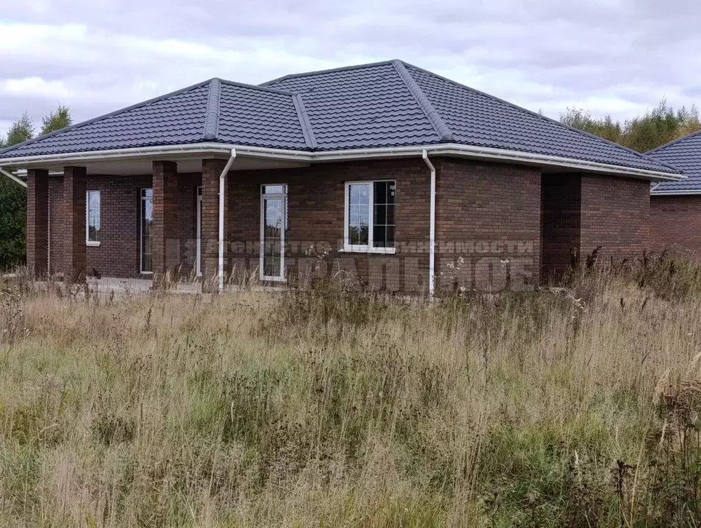 Дом в Смоленская область, Смоленский муниципальный округ, д. Лубня ул. ... - Фото 1