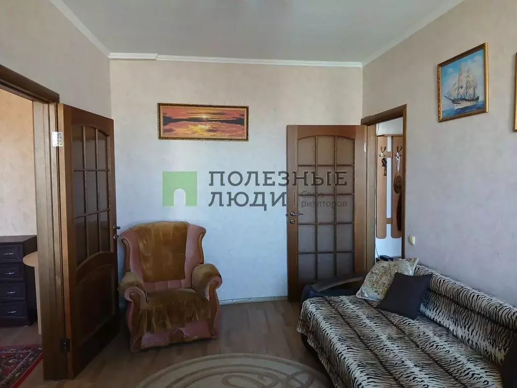2-к кв. Севастополь ул. Короленко, 18 (40.0 м) - Фото 0