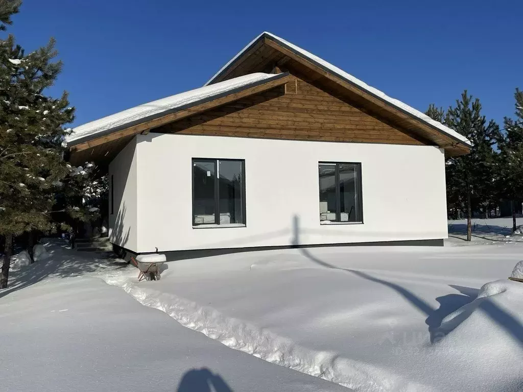 Дом в Свердловская область, Белоярский муниципальный округ, пос. ... - Фото 1