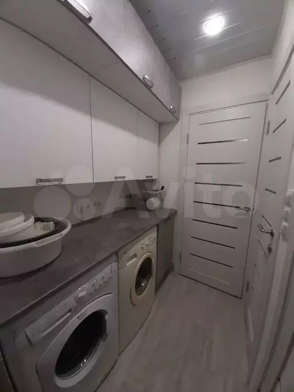 Комната 18 м в 5-к., 2/3 эт. - Фото 0