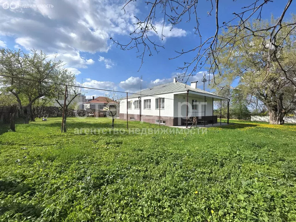 Дом в Ессентукская, Южный переулок (328.1 м) - Фото 1