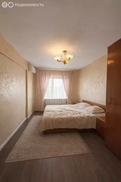 3-комнатная квартира: Волгоград, Ростовская улица, 19 (66 м) - Фото 1