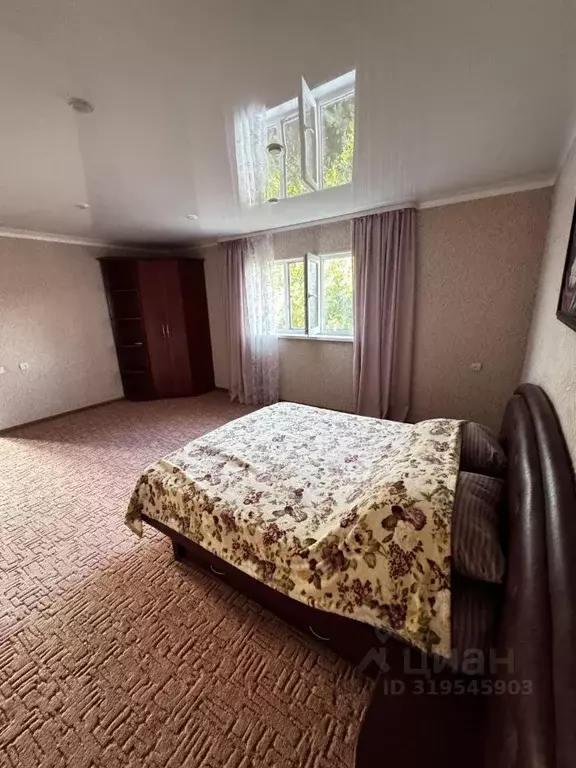 Дом в Крым, Евпатория ул. Кирова, 82 (70 м) - Фото 1