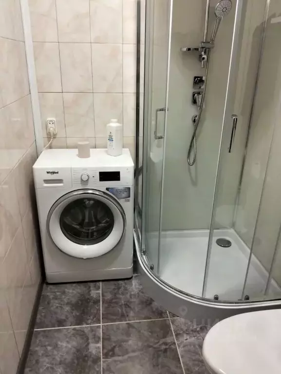 1-к кв. Красноярский край, Красноярск Коломенская ул., 15 (33.0 м) - Фото 0