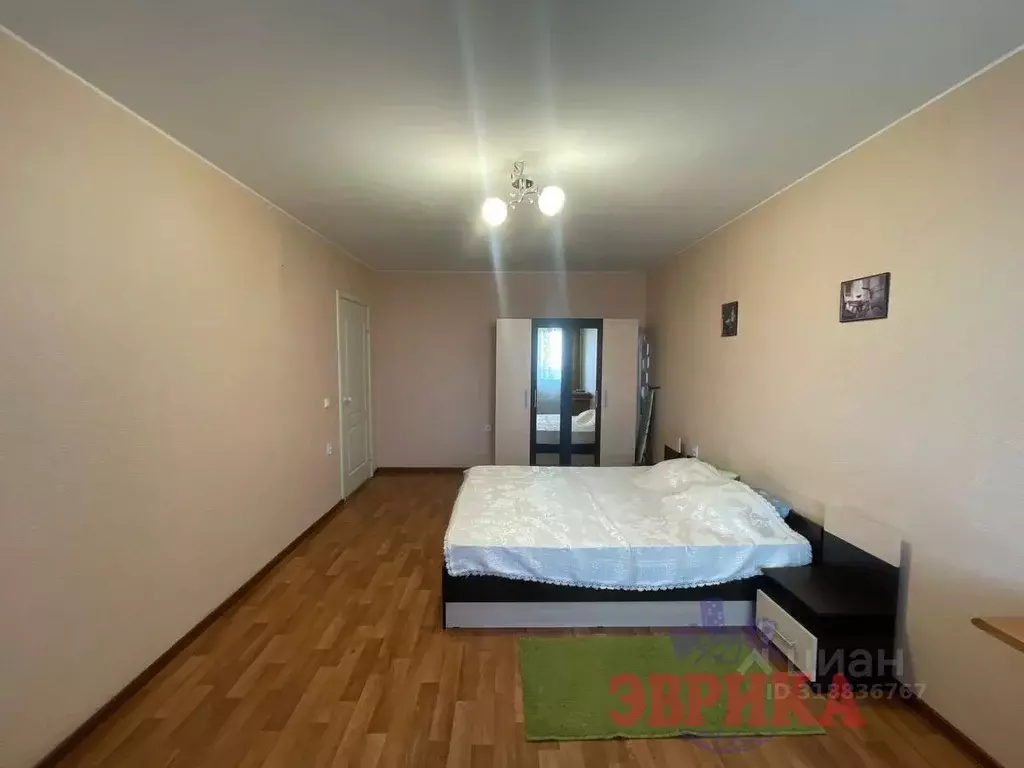 1-к кв. Краснодарский край, Крымск Надежда мкр, ул. Надежды (38.0 м) - Фото 1