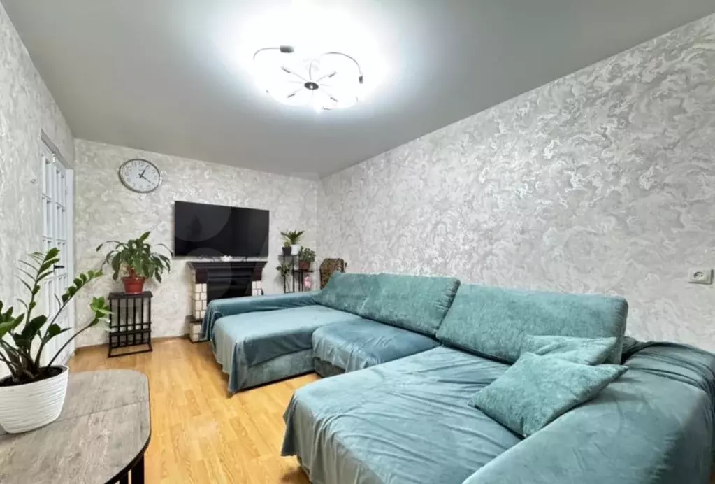 3-к. квартира, 60 м, 5/5 эт. - Фото 0