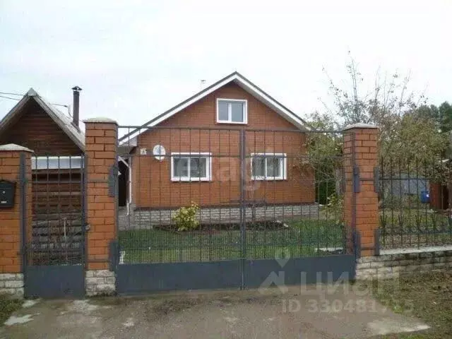 Дом в Кировская область, Киров городской округ, д. Башарово 8 (150 м) - Фото 1