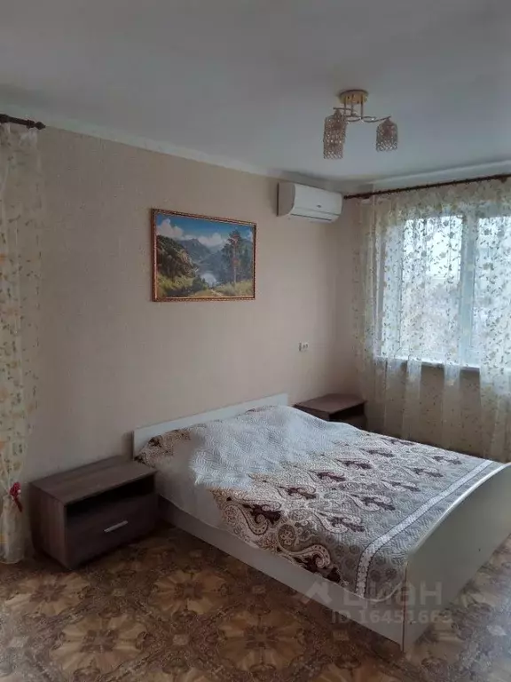 2-к кв. Крым, Щелкино Ленинский район, 2-й мкр, 59 (50.0 м) - Фото 0