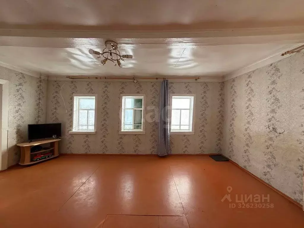 Дом в Бурятия, Иволгинский район, Иволгинское с/пос, с. Верхняя Иволга ... - Фото 1