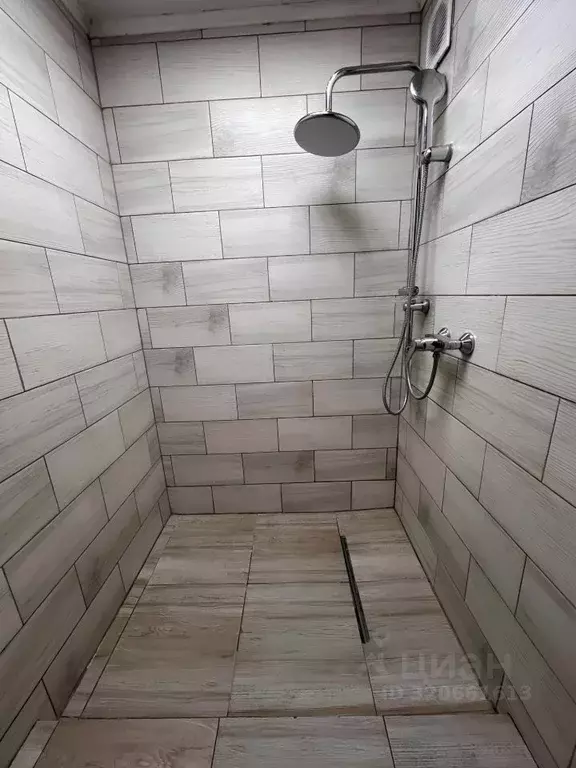 Комната Бурятия, Тункинский район, пос. Аршан ул. Братьев Домышевых, ... - Фото 2