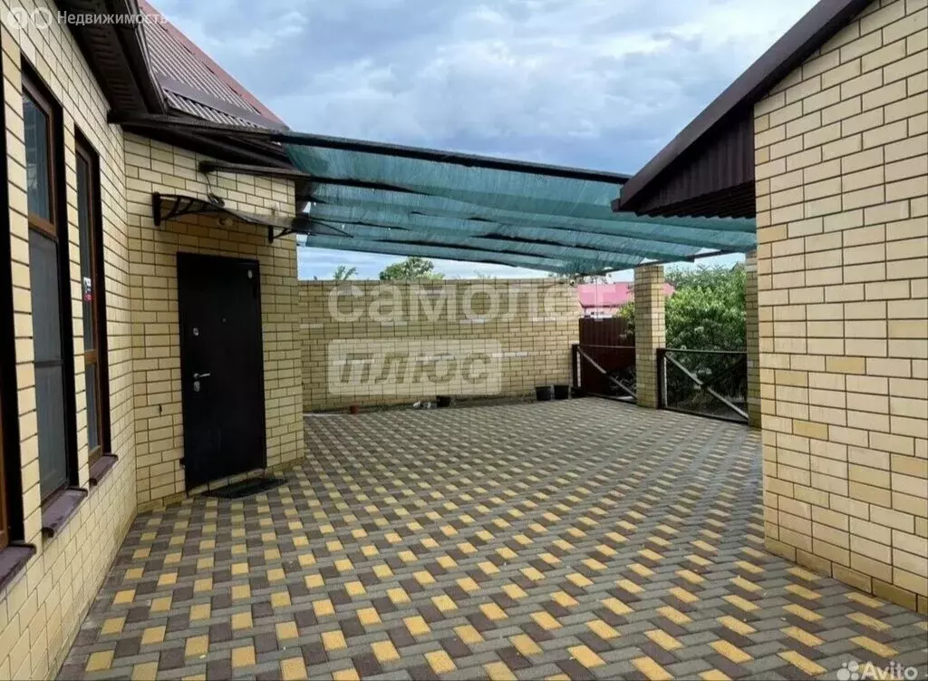 Дом в Темрюк, улица Калинина, 160 (125 м) - Фото 1