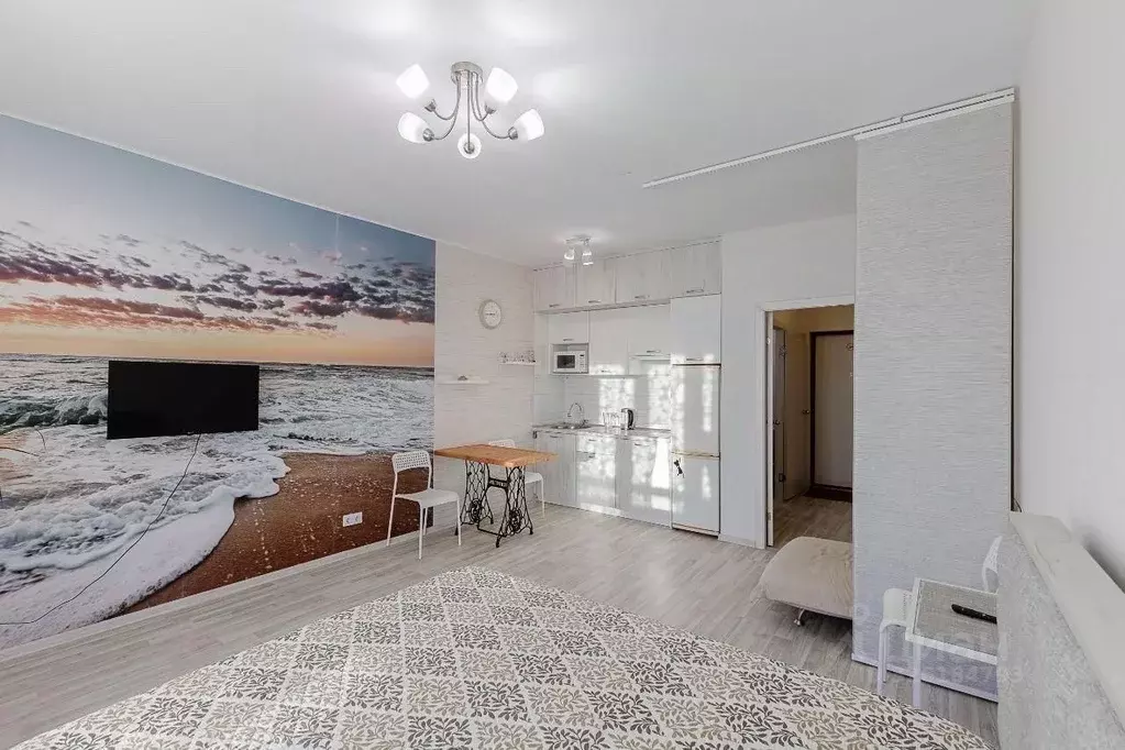 Студия Свердловская область, Екатеринбург бул. Золотистый, 4 (28.9 м) - Фото 1