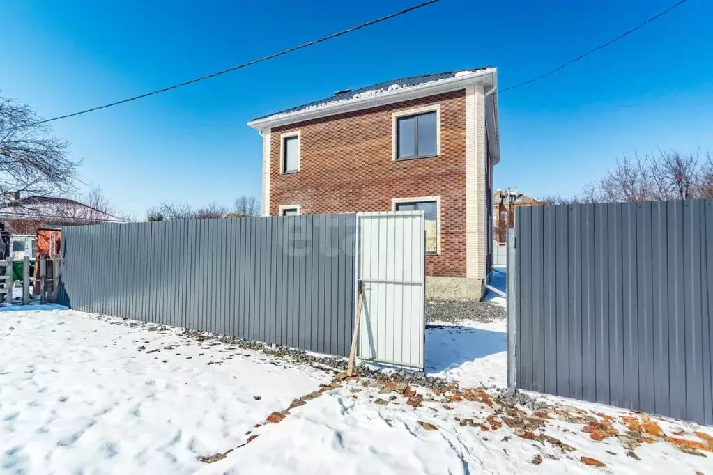 Дом в Ростовская область, Батайск ул. Скифская (150 м) - Фото 1