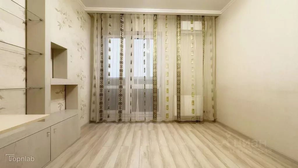 1-к кв. Татарстан, Казань просп. Альберта Камалеева, 34А (43.0 м) - Фото 2