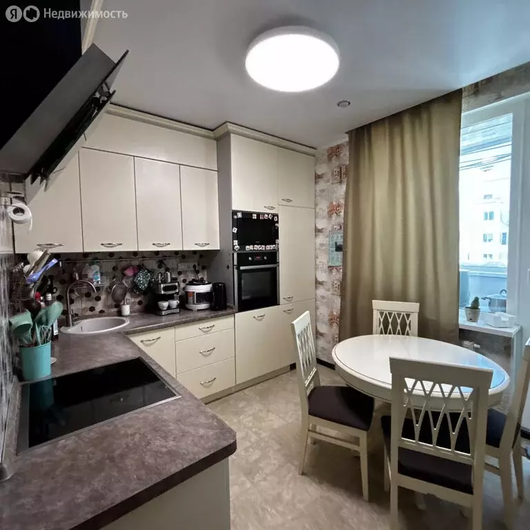 2-комнатная квартира: Сыктывкар, Сысольское шоссе, 1/2 (62.9 м) - Фото 2