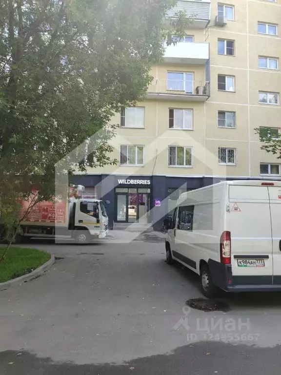 Торговая площадь в Москва ул. Довженко, 6 (101 м) - Фото 1