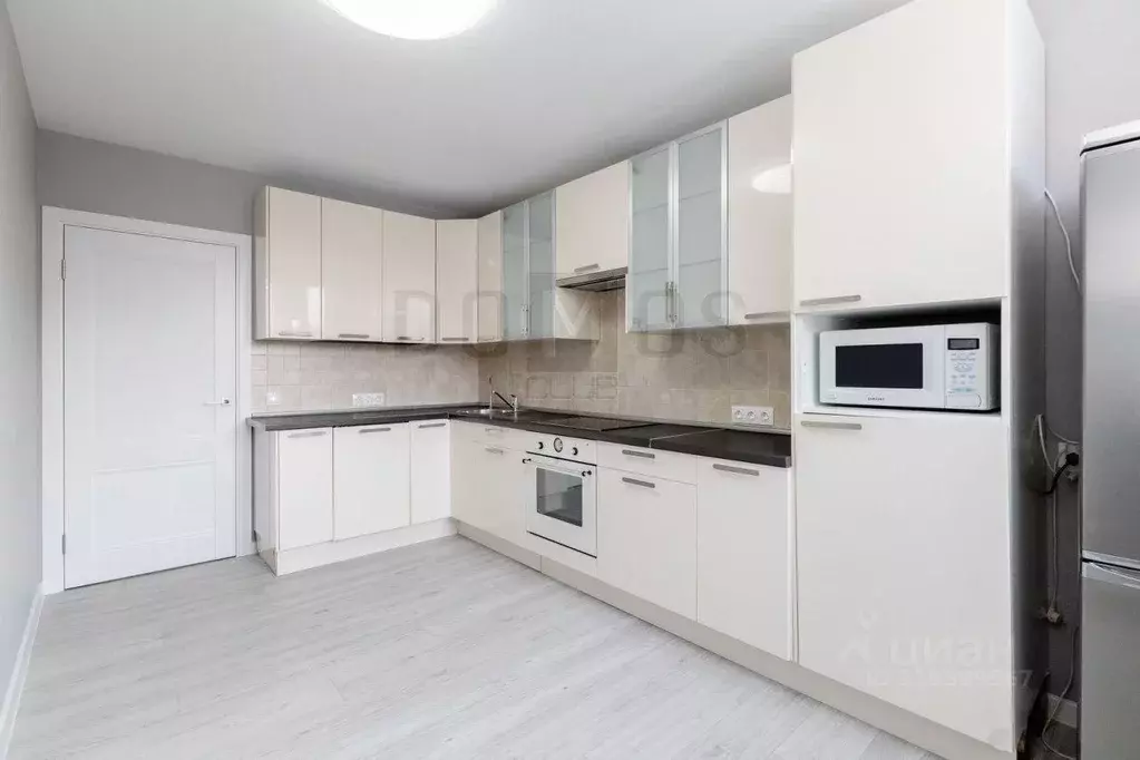Квартира, 3 комнаты, 101.9 м - Фото 0