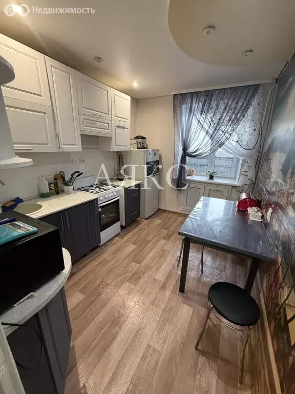 2-комнатная квартира: Ишимбай, Зелёная улица, 15 (48.9 м) - Фото 1