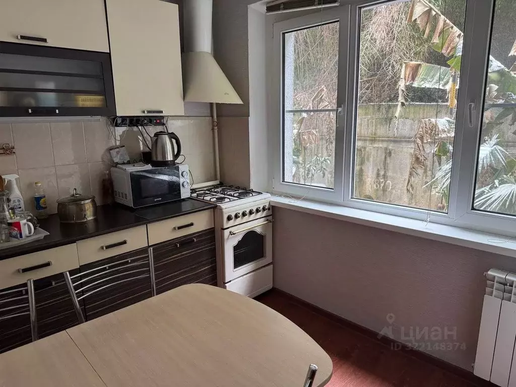 2-к кв. Краснодарский край, Сочи Центральный мкр, ул. Комсомольская, ... - Фото 1