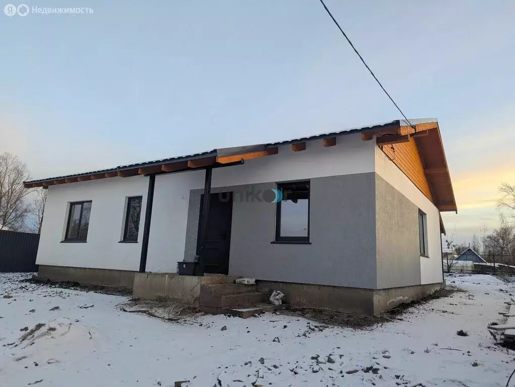 Дом в село Иглино, улица Чапаева, 65 (110 м) - Фото 2