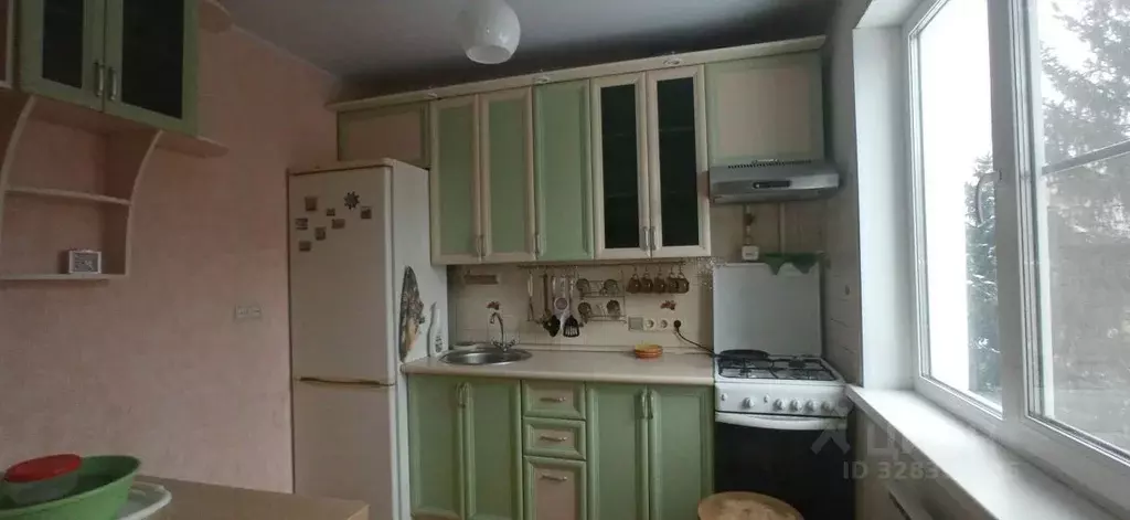 3-к кв. Омская область, Омск ул. Кузнецова, 4 (49.0 м) - Фото 1