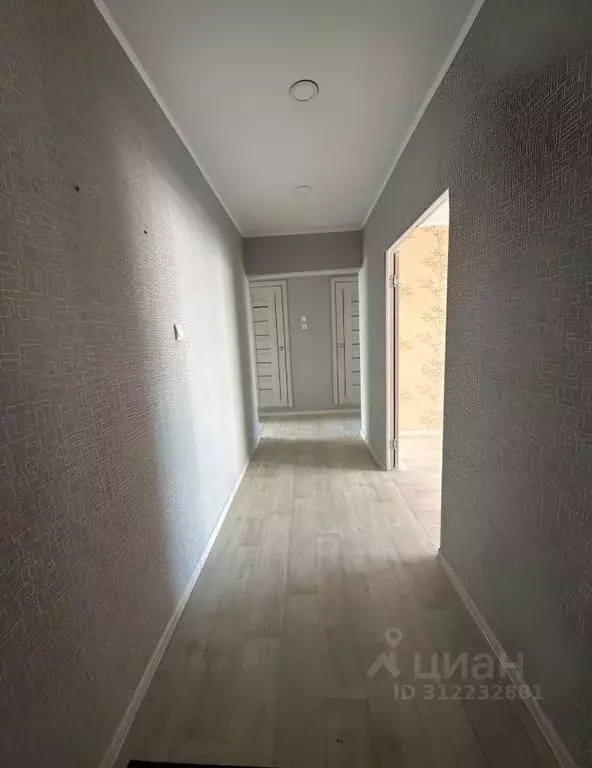 3-к кв. Башкортостан, Стерлитамак ул. Артема, 145 (66.6 м) - Фото 0