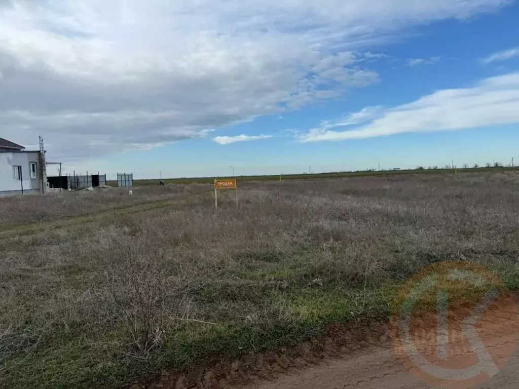 Участок в Крым, Сакский район, с. Молочное ул. Конрадская, 10 (8.0 ... - Фото 1