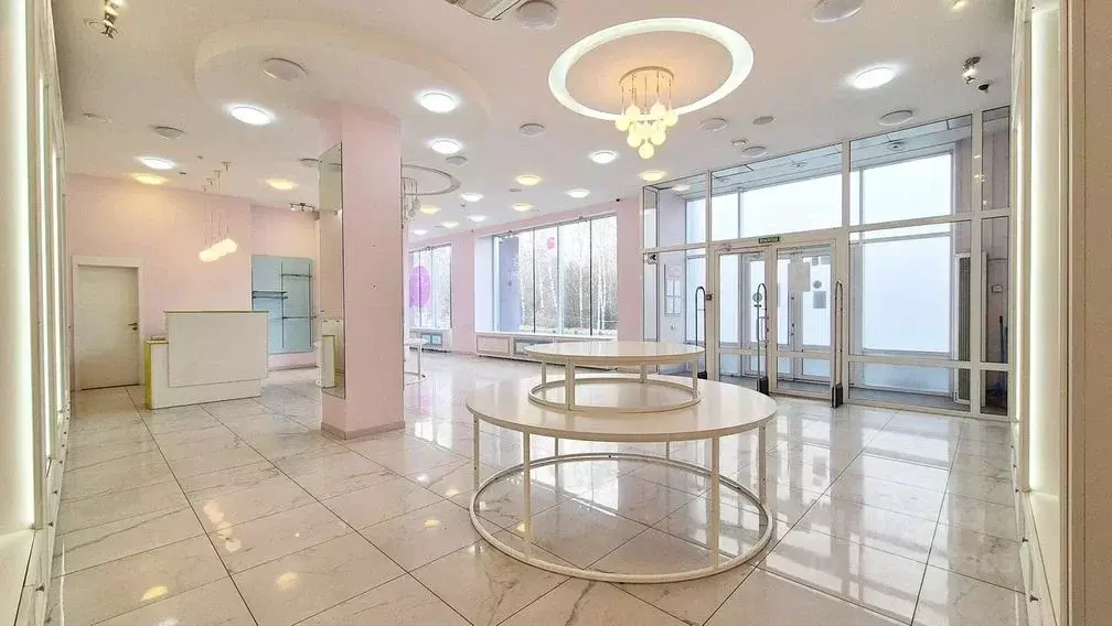 Помещение свободного назначения в Свердловская область, Екатеринбург ... - Фото 1