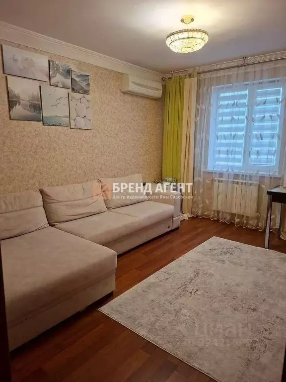 3-к кв. Белгородская область, Белгород ул. Есенина, 48 (68.5 м) - Фото 1